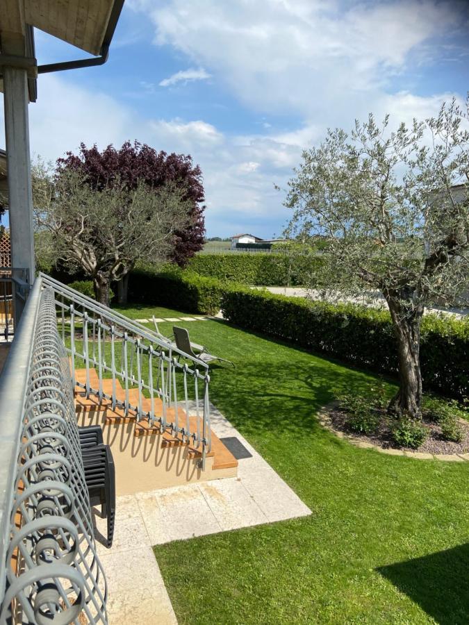 Casa Luigi - Appartamenti A Peschiera Del Garda Exterior photo