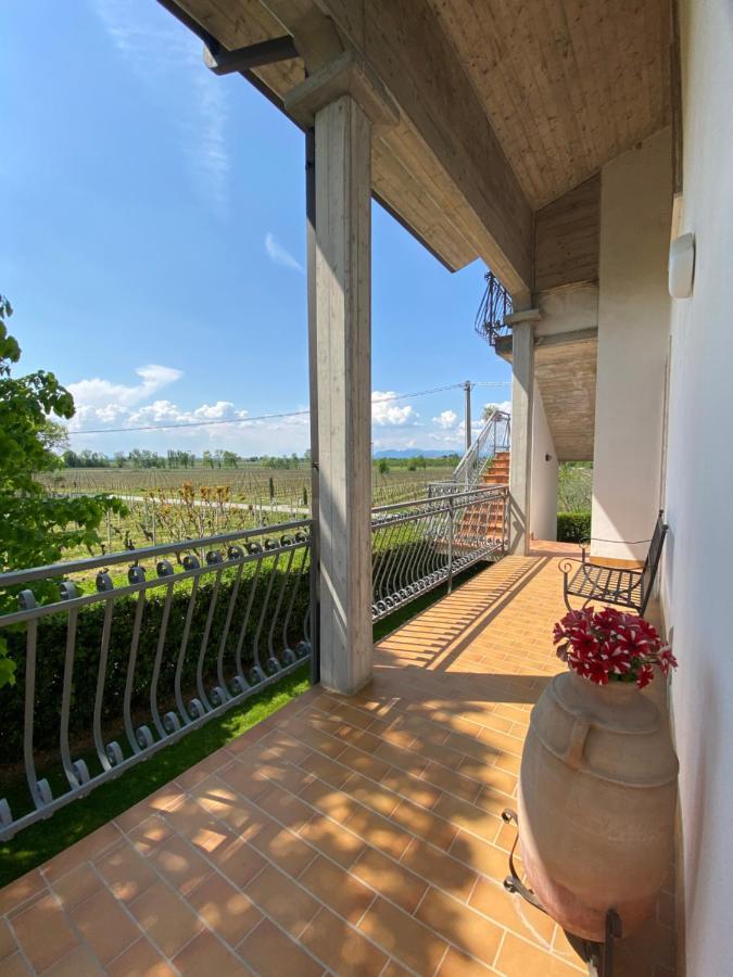 Casa Luigi - Appartamenti A Peschiera Del Garda Exterior photo