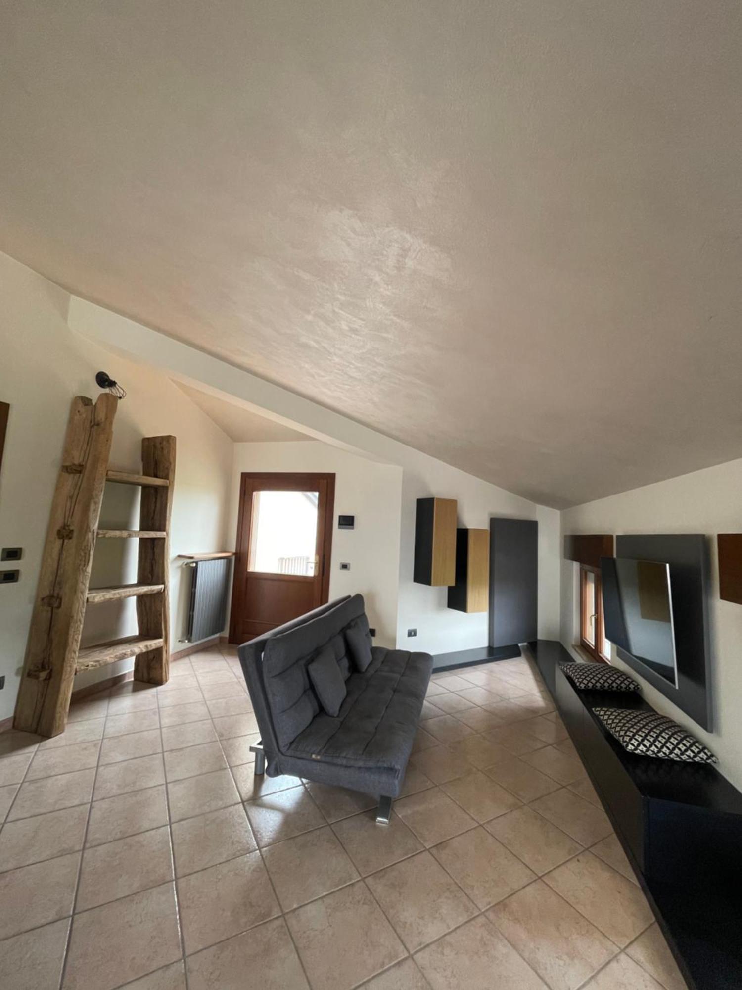 Casa Luigi - Appartamenti A Peschiera Del Garda Room photo